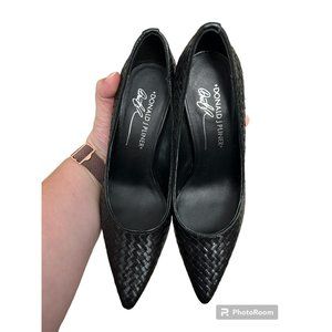 Donald J. Pilner Size 5.5 Carrie Black Woven Leather Pump Heels 72C8
